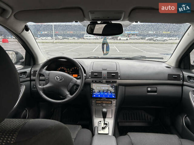 Сірий Тойота Авенсіс, об'ємом двигуна 1.8 л та пробігом 167 тис. км за 8700 $, фото 28 на Automoto.ua
