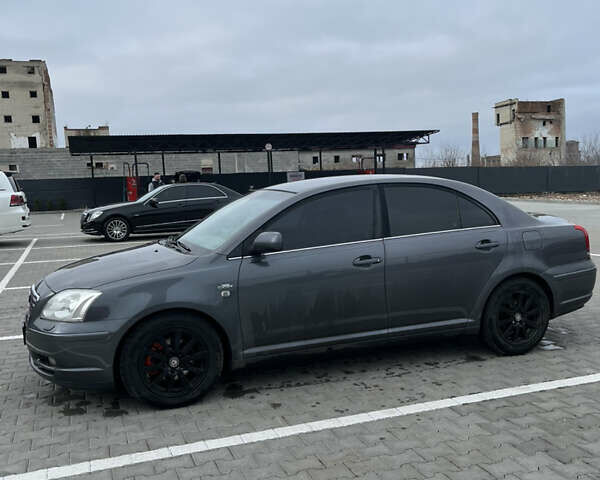 Серый Тойота Авенсис, объемом двигателя 2.23 л и пробегом 310 тыс. км за 6110 $, фото 5 на Automoto.ua
