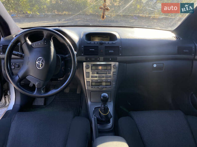 Сірий Тойота Авенсіс, об'ємом двигуна 2.23 л та пробігом 279 тис. км за 5700 $, фото 1 на Automoto.ua