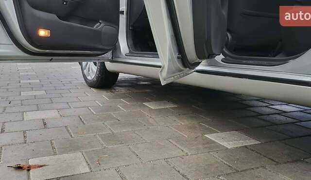 Серый Тойота Авенсис, объемом двигателя 1.79 л и пробегом 94 тыс. км за 6950 $, фото 7 на Automoto.ua