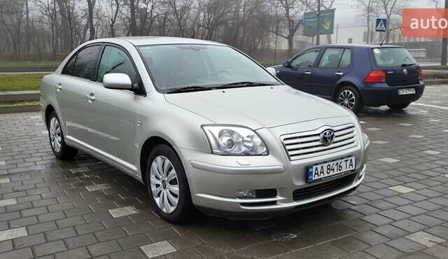 Серый Тойота Авенсис, объемом двигателя 1.79 л и пробегом 94 тыс. км за 6950 $, фото 2 на Automoto.ua