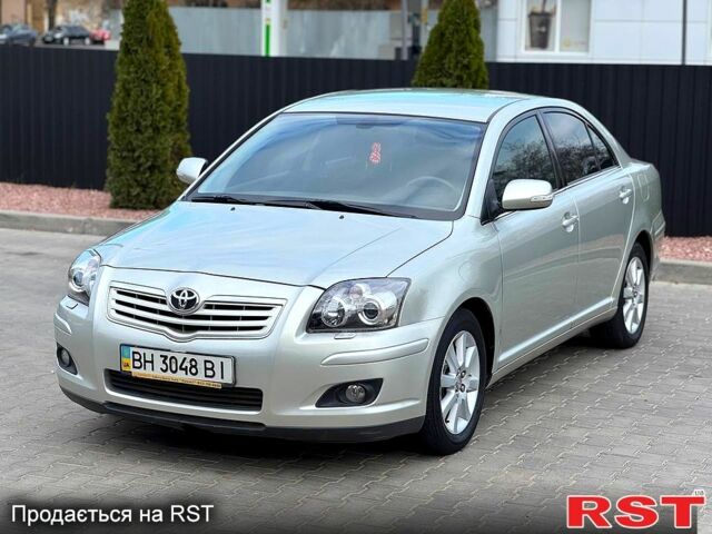 Серый Тойота Авенсис, объемом двигателя 1.8 л и пробегом 90 тыс. км за 8200 $, фото 2 на Automoto.ua