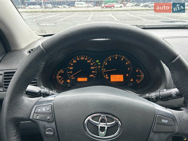 Сірий Тойота Авенсіс, об'ємом двигуна 1.8 л та пробігом 167 тис. км за 8700 $, фото 30 на Automoto.ua