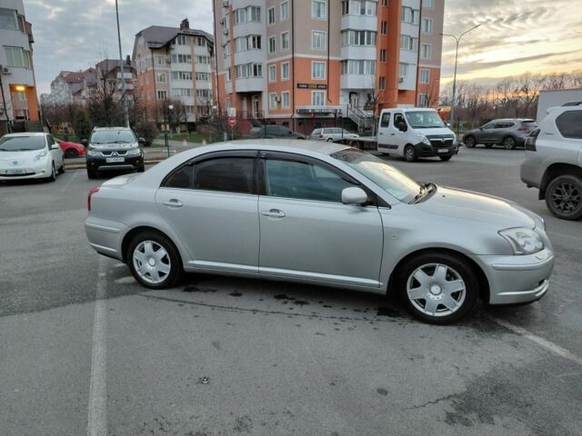 Серый Тойота Авенсис, объемом двигателя 1.8 л и пробегом 390 тыс. км за 4500 $, фото 5 на Automoto.ua