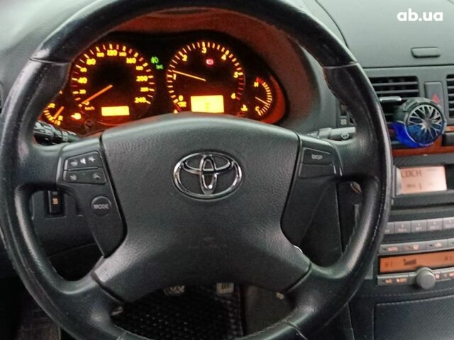 Серый Тойота Авенсис, объемом двигателя 2.2 л и пробегом 280 тыс. км за 7440 $, фото 22 на Automoto.ua