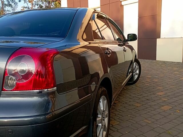 Сірий Тойота Авенсіс, об'ємом двигуна 2.2 л та пробігом 326 тис. км за 7200 $, фото 4 на Automoto.ua