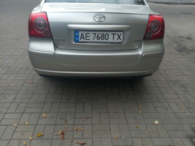 Серый Тойота Авенсис, объемом двигателя 1.8 л и пробегом 256 тыс. км за 6500 $, фото 3 на Automoto.ua