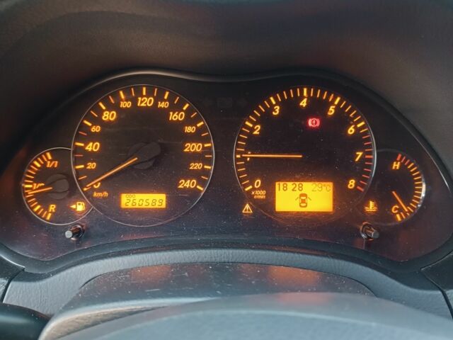 Серый Тойота Авенсис, объемом двигателя 0 л и пробегом 264 тыс. км за 6300 $, фото 10 на Automoto.ua