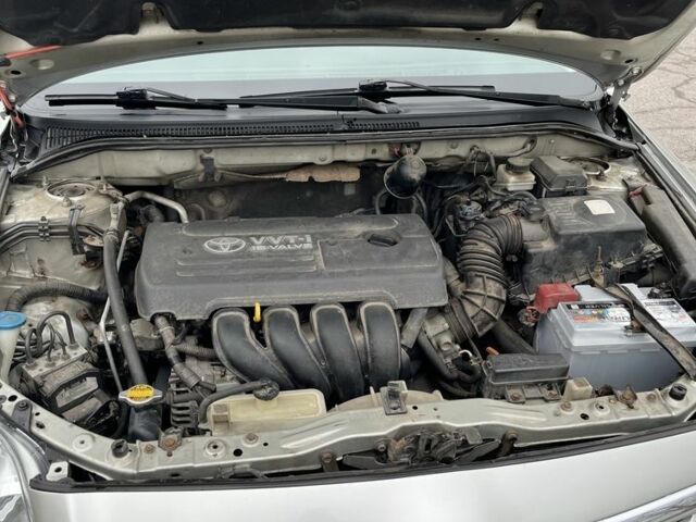 Сірий Тойота Авенсіс, об'ємом двигуна 1.8 л та пробігом 240 тис. км за 6800 $, фото 8 на Automoto.ua