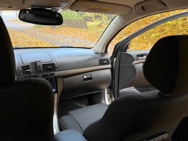 Серый Тойота Авенсис, объемом двигателя 1.8 л и пробегом 192 тыс. км за 8500 $, фото 14 на Automoto.ua