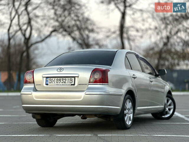 Серый Тойота Авенсис, объемом двигателя 1.79 л и пробегом 200 тыс. км за 5000 $, фото 8 на Automoto.ua