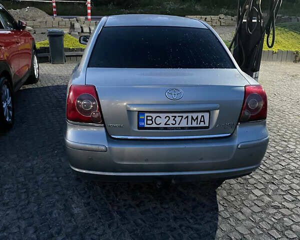 Серый Тойота Авенсис, объемом двигателя 2 л и пробегом 261 тыс. км за 6500 $, фото 6 на Automoto.ua