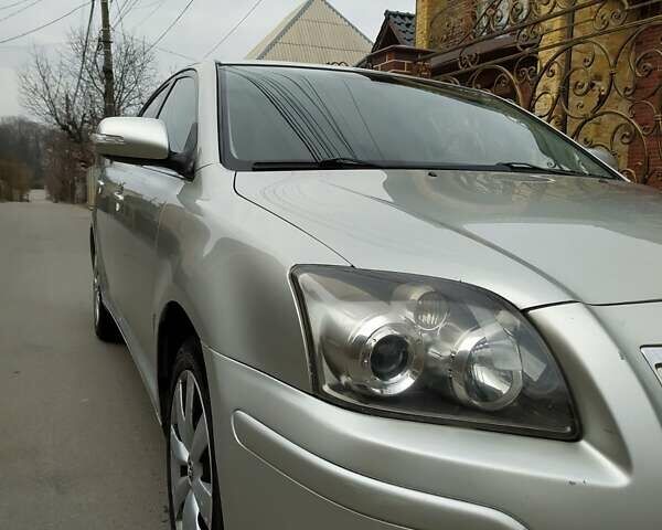 Сірий Тойота Авенсіс, об'ємом двигуна 1.8 л та пробігом 253 тис. км за 7200 $, фото 11 на Automoto.ua