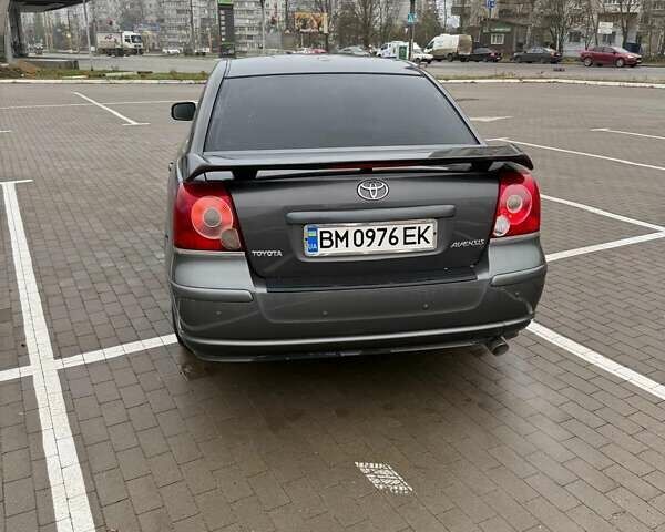 Серый Тойота Авенсис, объемом двигателя 1.79 л и пробегом 303 тыс. км за 5500 $, фото 1 на Automoto.ua