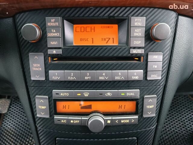 Серый Тойота Авенсис, объемом двигателя 2.2 л и пробегом 280 тыс. км за 7440 $, фото 35 на Automoto.ua