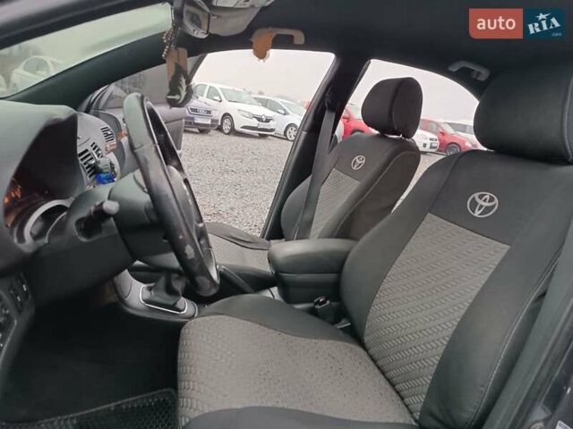 Серый Тойота Авенсис, объемом двигателя 2.2 л и пробегом 280 тыс. км за 7440 $, фото 24 на Automoto.ua