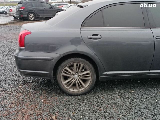 Серый Тойота Авенсис, объемом двигателя 2.2 л и пробегом 280 тыс. км за 7440 $, фото 13 на Automoto.ua