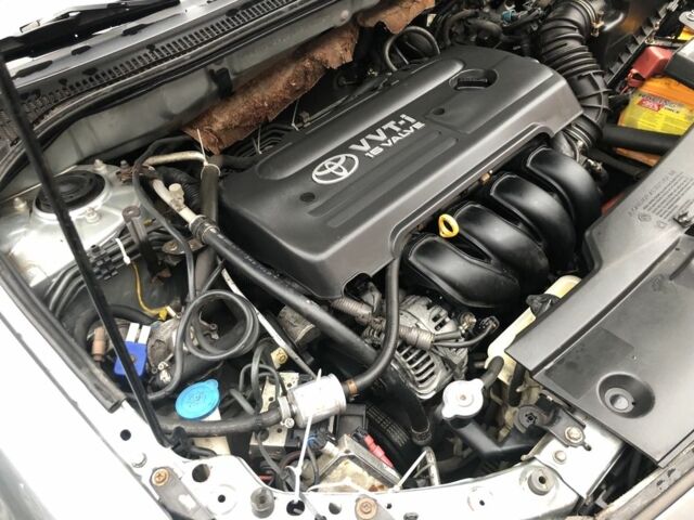 Серый Тойота Авенсис, объемом двигателя 1.8 л и пробегом 360 тыс. км за 6000 $, фото 1 на Automoto.ua