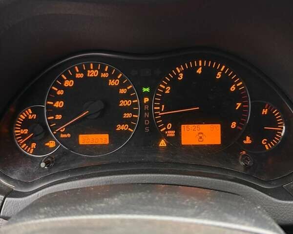 Серый Тойота Авенсис, объемом двигателя 1.79 л и пробегом 303 тыс. км за 5500 $, фото 7 на Automoto.ua