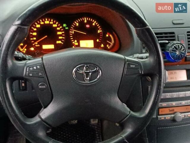 Серый Тойота Авенсис, объемом двигателя 2.2 л и пробегом 280 тыс. км за 7440 $, фото 22 на Automoto.ua