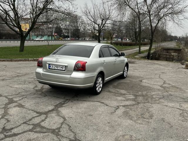 Сірий Тойота Авенсіс, об'ємом двигуна 1.8 л та пробігом 240 тис. км за 6800 $, фото 3 на Automoto.ua