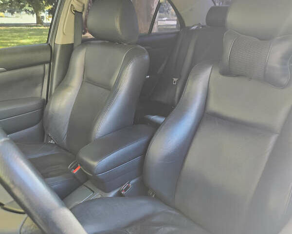 Сірий Тойота Авенсіс, об'ємом двигуна 1.8 л та пробігом 316 тис. км за 6900 $, фото 43 на Automoto.ua