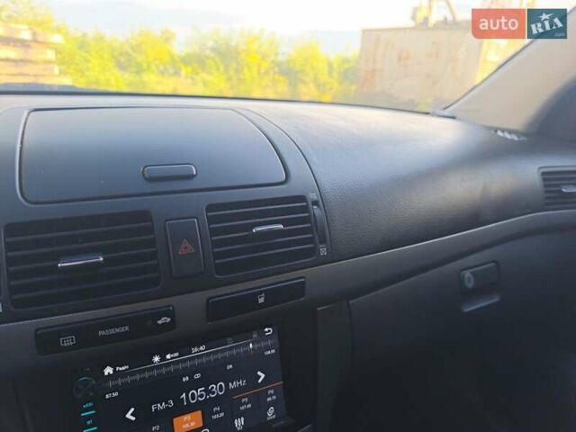 Серый Тойота Авенсис, объемом двигателя 1.79 л и пробегом 328 тыс. км за 5500 $, фото 3 на Automoto.ua