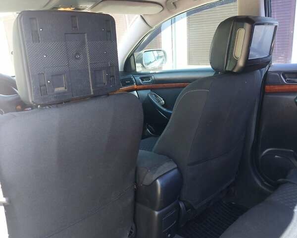 Серый Тойота Авенсис, объемом двигателя 1.79 л и пробегом 190 тыс. км за 4399 $, фото 8 на Automoto.ua
