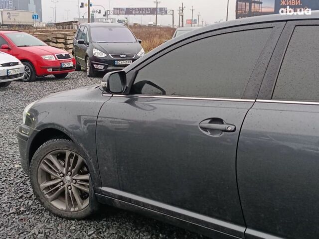 Серый Тойота Авенсис, объемом двигателя 2.2 л и пробегом 280 тыс. км за 7440 $, фото 5 на Automoto.ua