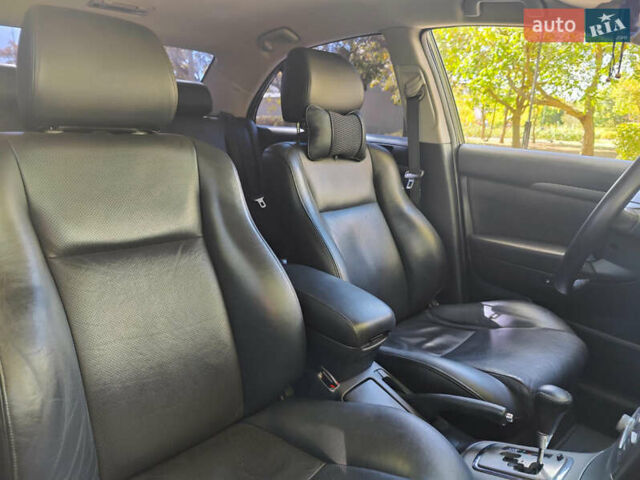 Сірий Тойота Авенсіс, об'ємом двигуна 1.8 л та пробігом 316 тис. км за 6900 $, фото 41 на Automoto.ua