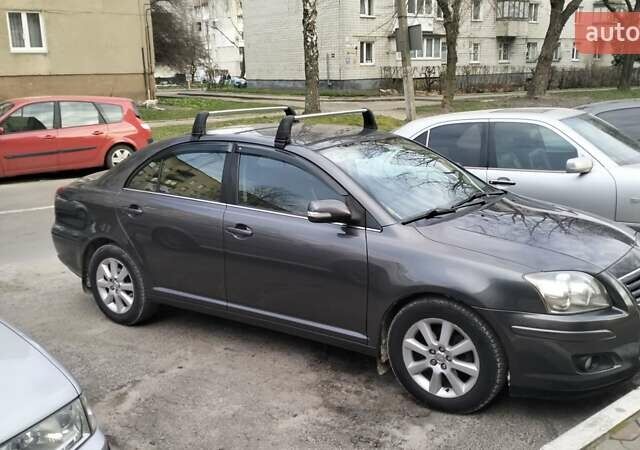 Сірий Тойота Авенсіс, об'ємом двигуна 1.8 л та пробігом 348 тис. км за 7250 $, фото 1 на Automoto.ua