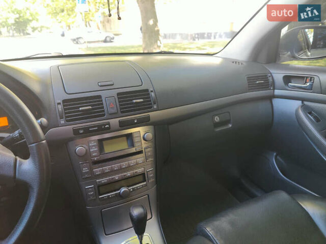 Сірий Тойота Авенсіс, об'ємом двигуна 1.8 л та пробігом 316 тис. км за 6900 $, фото 57 на Automoto.ua