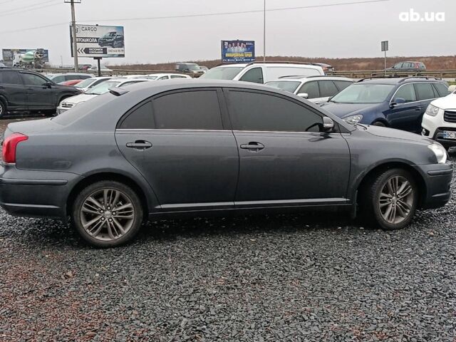 Серый Тойота Авенсис, объемом двигателя 2.2 л и пробегом 280 тыс. км за 7440 $, фото 12 на Automoto.ua