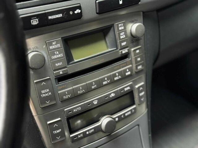 Сірий Тойота Авенсіс, об'ємом двигуна 1.8 л та пробігом 241 тис. км за 6940 $, фото 17 на Automoto.ua