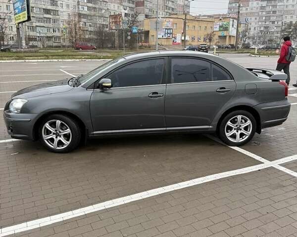 Серый Тойота Авенсис, объемом двигателя 1.79 л и пробегом 303 тыс. км за 5500 $, фото 5 на Automoto.ua