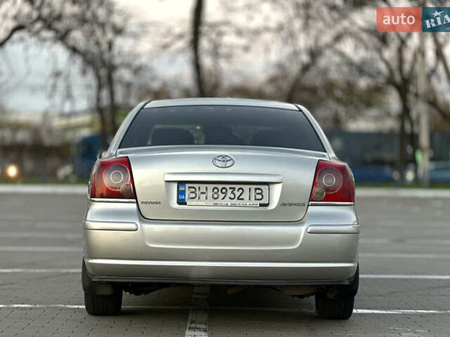 Серый Тойота Авенсис, объемом двигателя 1.79 л и пробегом 200 тыс. км за 5000 $, фото 15 на Automoto.ua