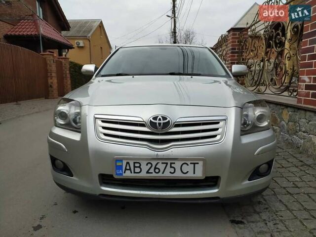 Сірий Тойота Авенсіс, об'ємом двигуна 1.8 л та пробігом 253 тис. км за 7200 $, фото 9 на Automoto.ua
