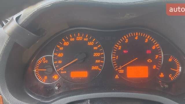 Серый Тойота Авенсис, объемом двигателя 1.8 л и пробегом 279 тыс. км за 6200 $, фото 6 на Automoto.ua