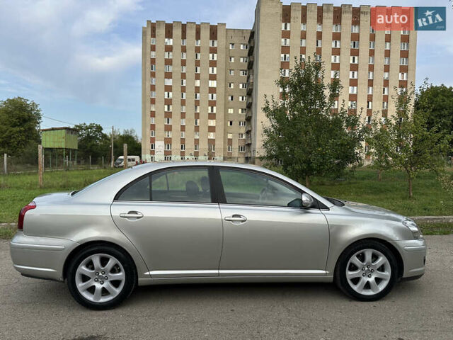 Серый Тойота Авенсис, объемом двигателя 2 л и пробегом 254 тыс. км за 5997 $, фото 8 на Automoto.ua