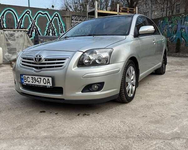 Сірий Тойота Авенсіс, об'ємом двигуна 1.8 л та пробігом 242 тис. км за 6400 $, фото 2 на Automoto.ua