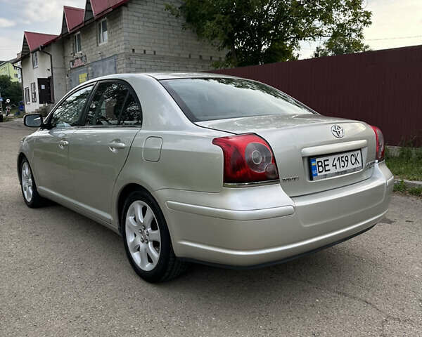 Серый Тойота Авенсис, объемом двигателя 2 л и пробегом 254 тыс. км за 5997 $, фото 3 на Automoto.ua