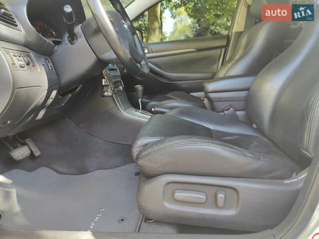 Сірий Тойота Авенсіс, об'ємом двигуна 1.8 л та пробігом 316 тис. км за 6900 $, фото 42 на Automoto.ua