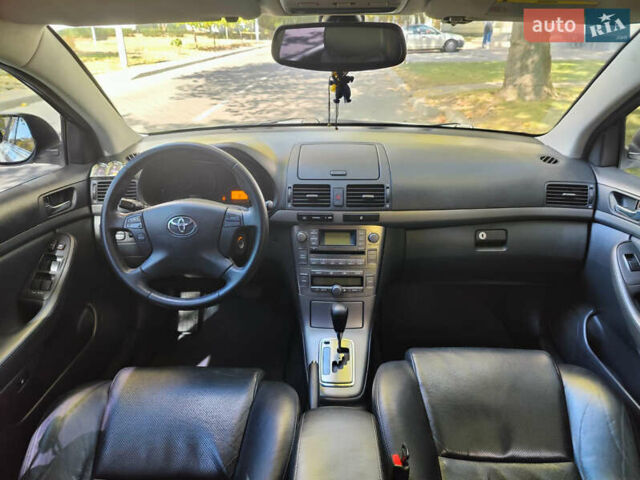 Сірий Тойота Авенсіс, об'ємом двигуна 1.8 л та пробігом 316 тис. км за 6900 $, фото 54 на Automoto.ua