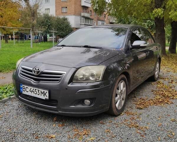 Серый Тойота Авенсис, объемом двигателя 1.8 л и пробегом 194 тыс. км за 8000 $, фото 2 на Automoto.ua