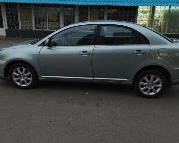 Серый Тойота Авенсис, объемом двигателя 1.79 л и пробегом 240 тыс. км за 6200 $, фото 5 на Automoto.ua