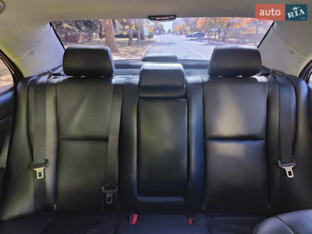 Сірий Тойота Авенсіс, об'ємом двигуна 1.8 л та пробігом 316 тис. км за 6900 $, фото 2 на Automoto.ua