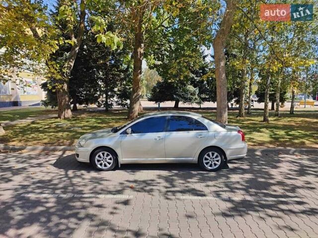 Сірий Тойота Авенсіс, об'ємом двигуна 1.8 л та пробігом 316 тис. км за 6900 $, фото 4 на Automoto.ua