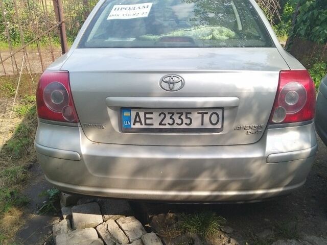 Сірий Тойота Авенсіс, об'ємом двигуна 2 л та пробігом 260 тис. км за 6100 $, фото 1 на Automoto.ua