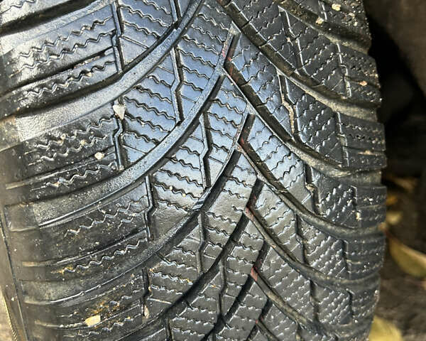 Серый Тойота Авенсис, объемом двигателя 2 л и пробегом 153 тыс. км за 8499 $, фото 27 на Automoto.ua