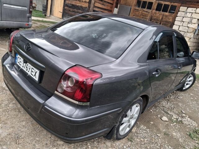 Сірий Тойота Авенсіс, об'ємом двигуна 2 л та пробігом 245 тис. км за 6200 $, фото 2 на Automoto.ua